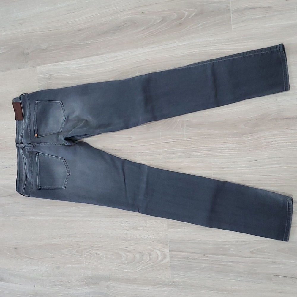 Women's jeans